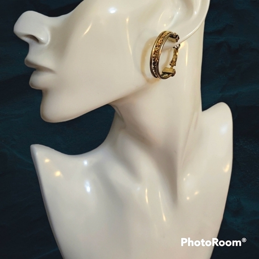 3/$30 VTG Metal Braid Huggie Earrings